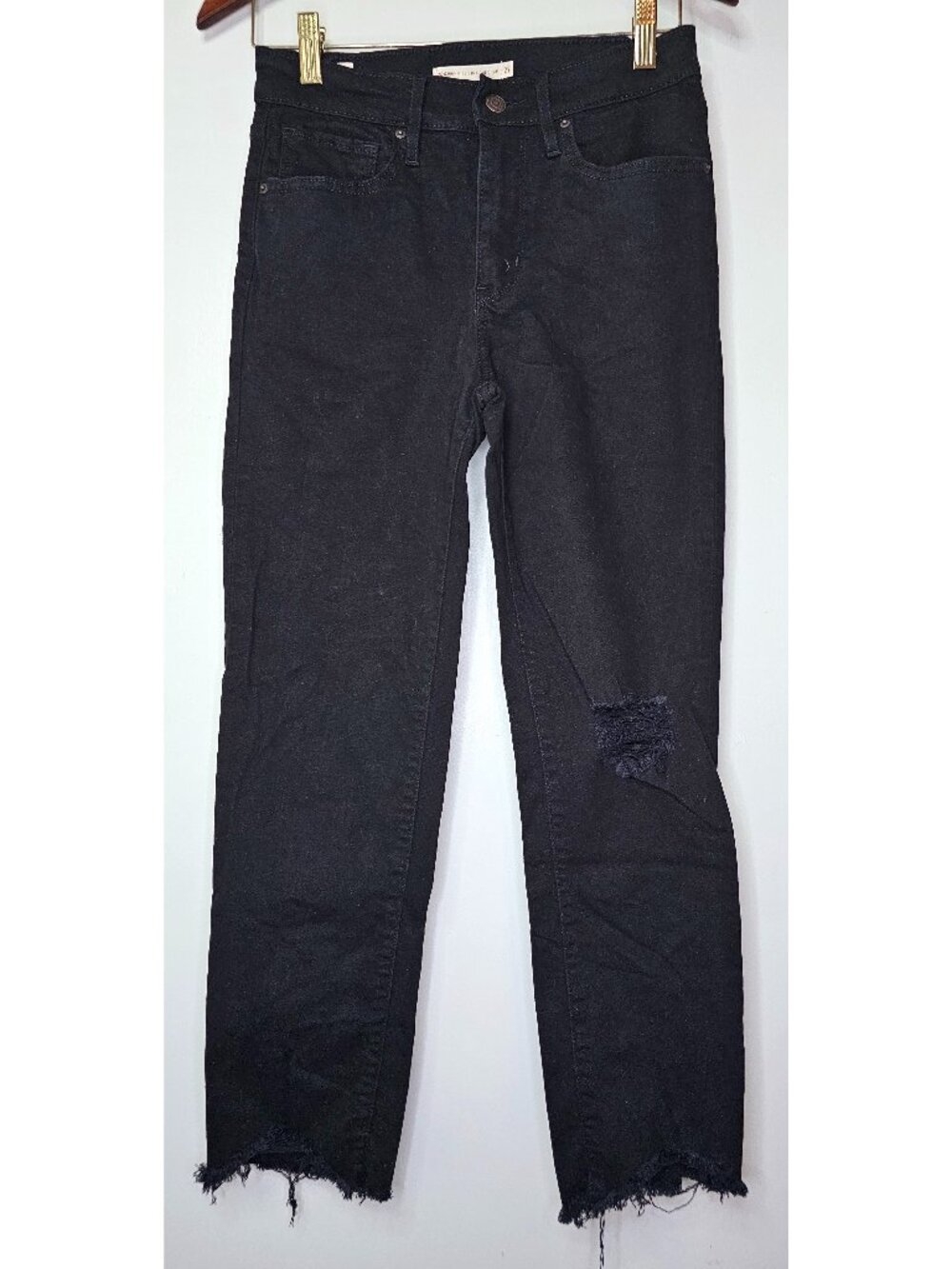 Levi’s Premium 724 High Rise Waist Straight Crop Distressed Jeans 27 Black Wash
